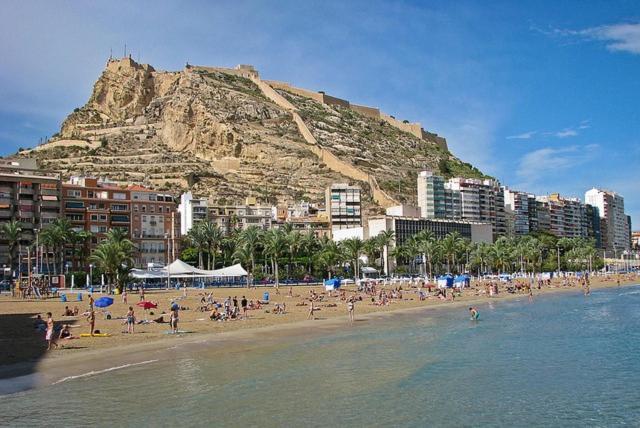 Apartment Alicante Eksteriør billede